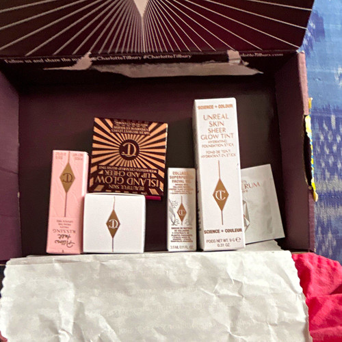 Charlotte tilbury foundation - tilbury,